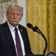 ABD’DE 100 DOLARLIK BANKNOTTA TRUMP’IN RESMİ YER ALABİLİR