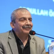 SIRRI SÜREYYA ÖNDER’İN SAĞLIK DURUMUNA İLİŞKİN FLAŞ AÇIKLAMA