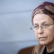 İSRAİLLİ BAKANA ÖZ KIZINDAN TECAVÜZ SUÇLAMASI!
