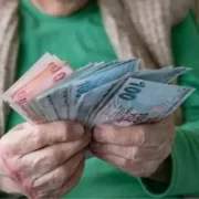 EMEKLİYE TEMMUZ ZAMMI: MÜJDE Mİ, HAYAL KIRIKLIĞI MI?