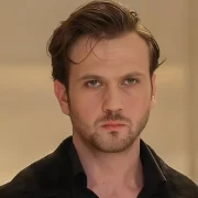 ARAS BULUT İYNEMLİ’DEN KORKUTAN KAZA!