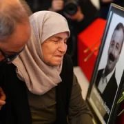 SIRRI SÜREYYA ÖNDER’İN ANNESİNDEN YÜREK YAKAN AĞIT