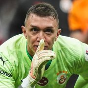 MUSLERA’DAN GALATASARAY TARAFTARINA DUYGUSAL MESAJ