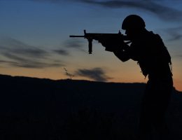 PKK KENDİNİ FESHETTİ: DÜNYADAN BENZER TERÖR ÖRGÜTÜ TASFİYE SÜREÇLERİ